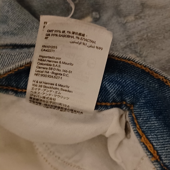 Distressed Light Blue Denim Jeans - Picture 6 of 6